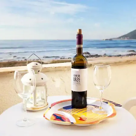 Comfortable House In With Sea View And Parking Moledo (Viana do Castelo)