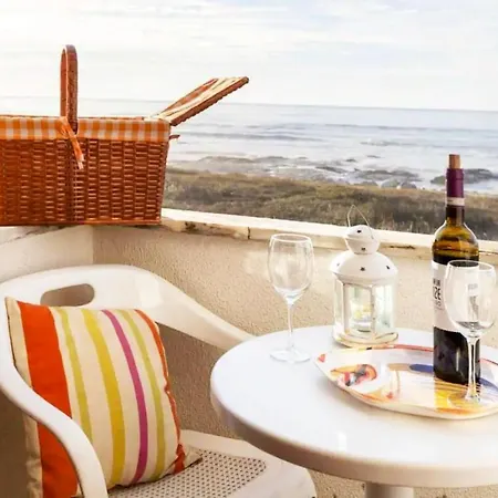 Comfortable House In With Sea View And Parking Сasa de vacaciones