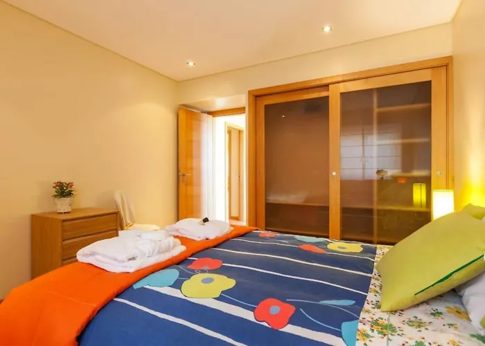 Comfortable House In With Sea View And Parking * Moledo (Viana do Castelo)